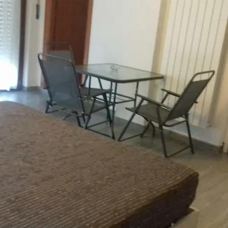 Le 3*